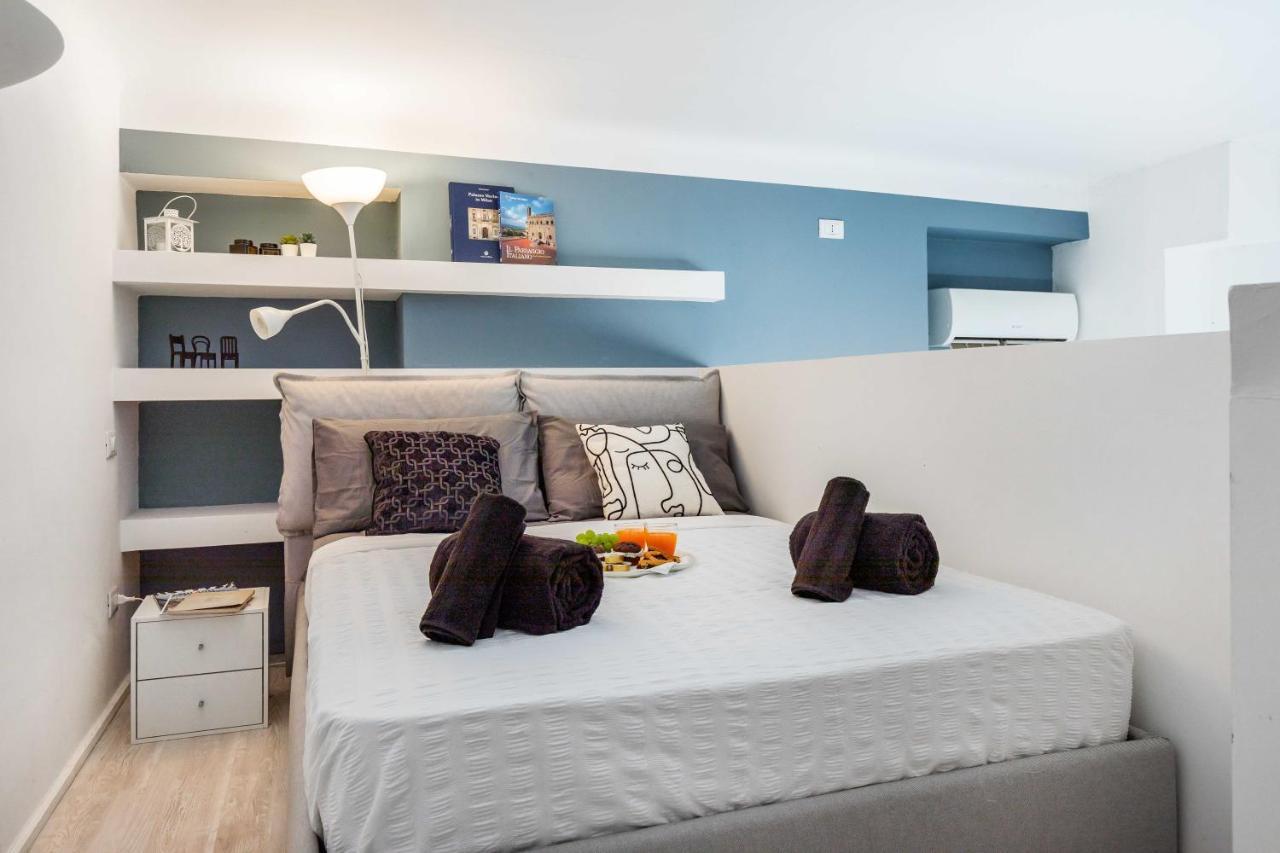 Duomo In 8 Stops Suite Deluxe Loft Milan Bagian luar foto
